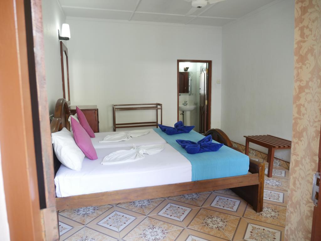 Ocean View Tourist Guest House At Negombo Beach Near The Airport מראה חיצוני תמונה