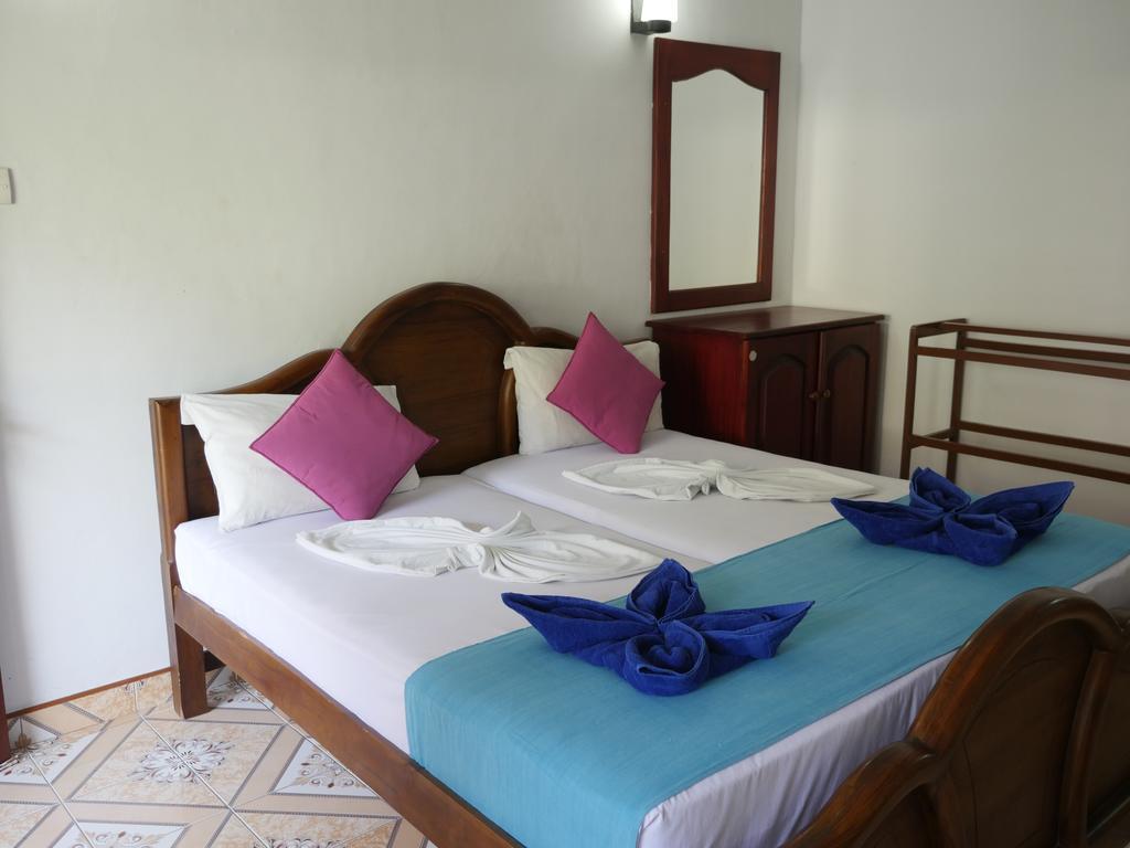 Ocean View Tourist Guest House At Negombo Beach Near The Airport מראה חיצוני תמונה